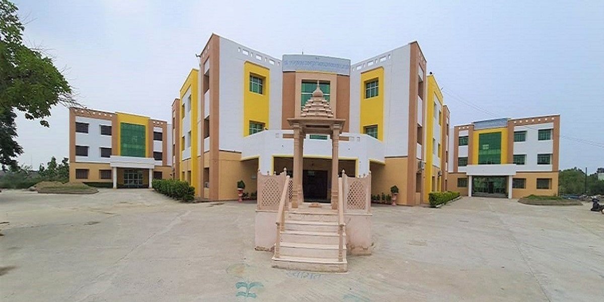 Thakur Yugraj Singh Pharmacy College, Fatehpur